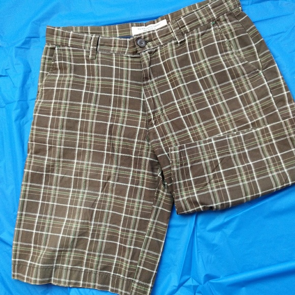 OLD NAVY men's Checked Bermuda Shorts - Picture 6 of 7